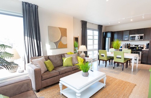 Powderhorn Apartamento | Office w/ Desk🍀Fast WiFi🍀In-Unit W/D🍀Keurig+Coffee