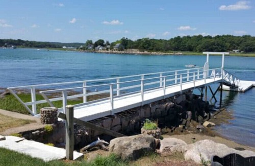 Gloucester Cabaña | OFFICIAL SITE - Buoy 23 Vacation Home | Gloucester, MA | Deepwater dock