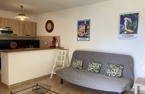 Santa-Reparata-di-Balagna Apartamento | Offre Dernières Minutes T2 Clim vue mer et 5mns à Pied du Centre et des Plages