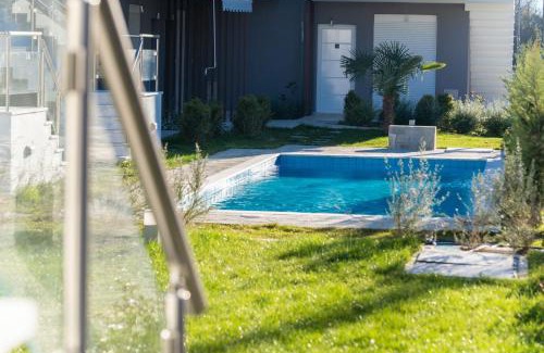 Paralia Ofryniou Apartamento | Ofrynio Luxury Apartments & Pool