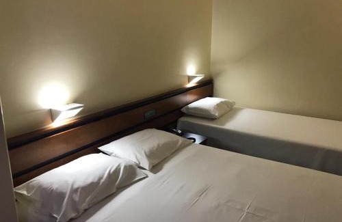 West Sector Hotel | Oft Plaza Oeste Hotel