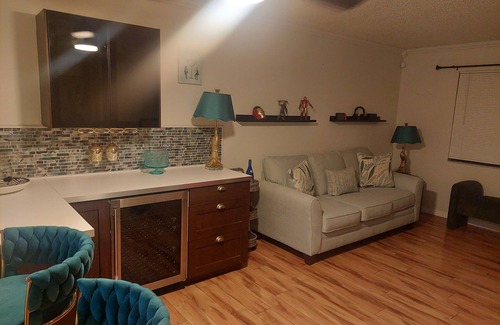 Temple Terrace Casa | Ogun Suite - The Power of Perserverance and Innovation