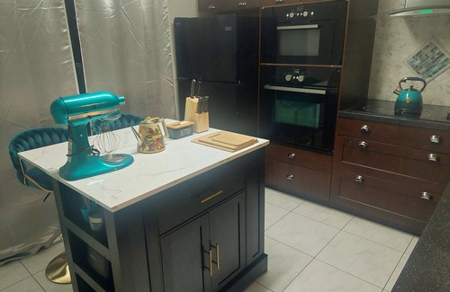 Temple Terrace Casa | Ogun Suite - The Power of Perserverance and Innovation