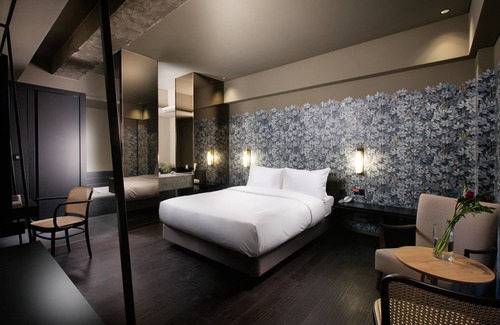 Saha Hotel | Oia Hotel