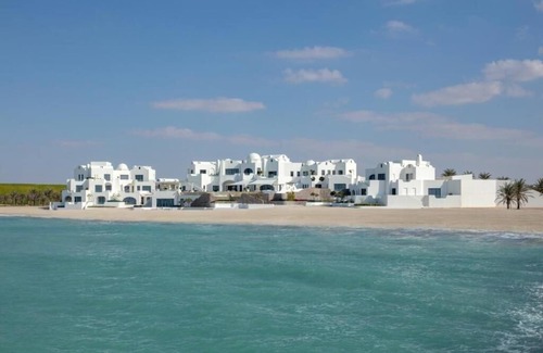 Ghantoot Apartamento | Oia Sea View Room Near by Ghantoot Racing Club