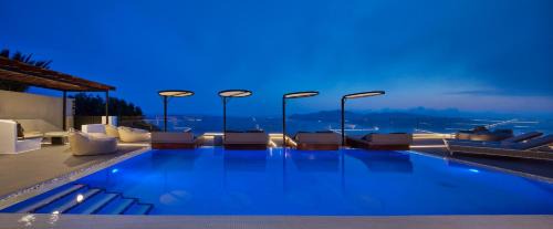 Finikia Hotel | Oia Suites