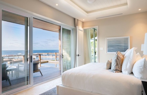 North Sound Complejo | Oil Nut Bay