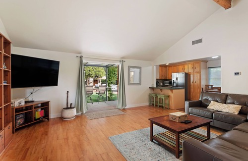 Ojai Cabaña | OJAI Cottage Retreat with touch of class with Mountain Views
