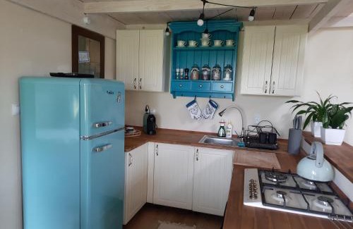 Wola Kalinowska Apartamento | Ojcowski Zakątek-domek z balią oraz drewniany domek do wynajęcia