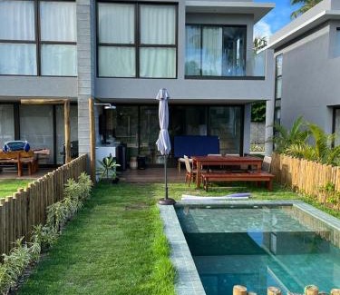 Passo de Camaragibe Casa | OKA 25: Casa com piscina em condomínio beira mar em Milagres