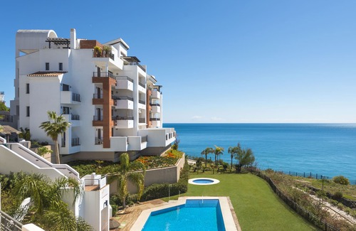 Torrox Costa Apartamento | Olée Nerja Holiday Rentals By Fuerte Group