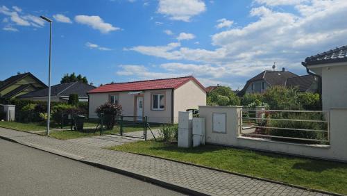 Olsany u Prostejova Casa | Olšany Home - útulný domek se zahradou a parkováním u Olomouce - house with garden and parking near Olomouc