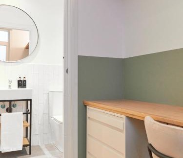Moncloa-Aravaca Casa | Ola Living Hostal Tetuan