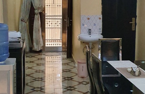 Mushin Casa | OLAXY3 Modern & Cosy En Suite Rooms. 3 Taofik Abolaji Street. Ilasa Mushin Lagos