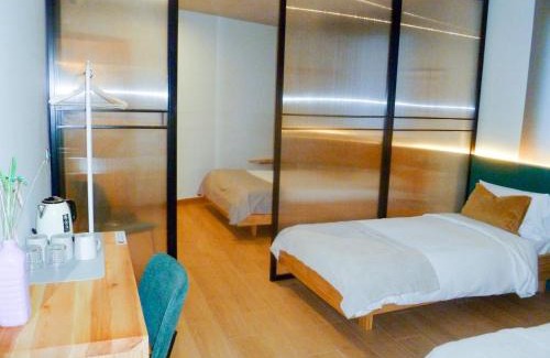 Moncloa-Aravaca Casa | OLBLANC Plaza de España by Batuecas