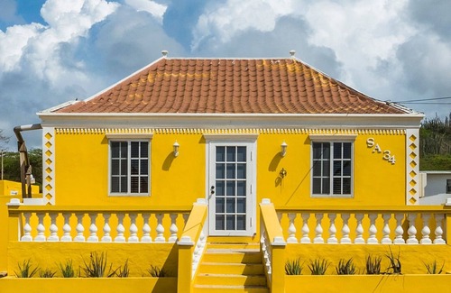 Savaneta Casa | Old Aloe House - Una casa de vacaciones completamente renovada de 100 años