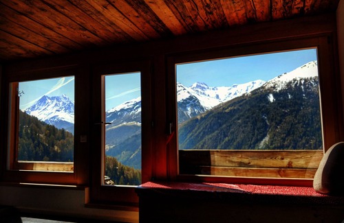 Saint-Martin Cabina | Grange Saralex 1600 m. Val d'Hérens, Valais, Suiza