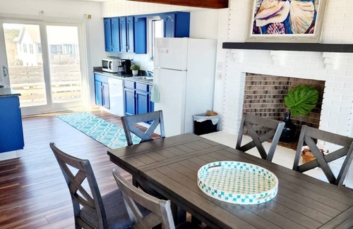 Duck Cabaña | Old Bay Hideaway Oceanfront Cottage Duck