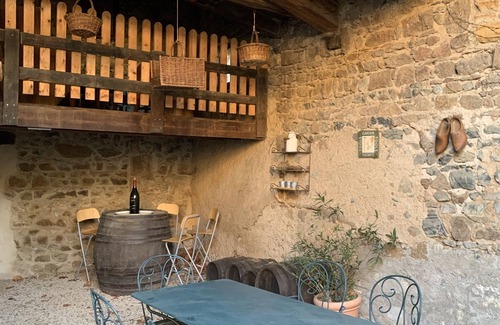 Saint-Romain-de-Popey Casa | Old Beaujolais farmhouse