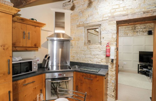 Halford Cabaña | OLD BOTHY, romantic, character holiday cottage in Halford
