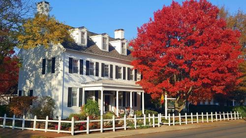 St. Michaels Hotel | Old Brick Inn