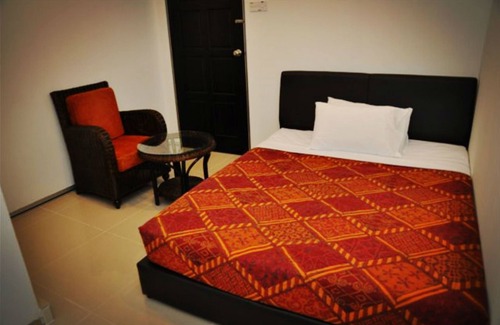 Downtown George Town Hotel | Old Budget Hotel