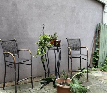 Union City Apartamento | Old Charm Modern Comfort 5 min to NYC BBQ