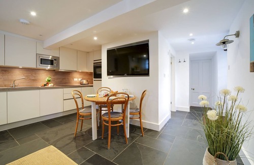 Port Isaac Apartamento | Old Cobblers, Port Isaac, modern accommodation which sleeps 4 and welcomes dogs