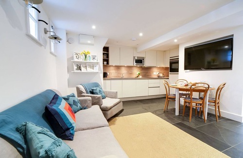 Port Isaac Apartamento | Old Cobblers, Port Isaac, modern accommodation which sleeps 4 and welcomes dogs
