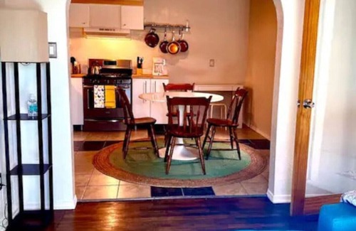 Barelas Apartamento | Old Commercial Building with High Ceilings & Charm