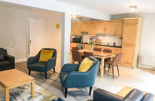 Terryglass Chalet De Esquí | Old Court Holiday Homes (3 Bed - Sleeps 6)