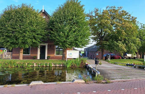 Leidschendam Apartamento | Old Dutch stable from about 1890 made into three apartments.