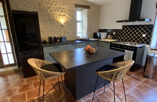Festalemps Otro | Old farmhouse with swimming pool