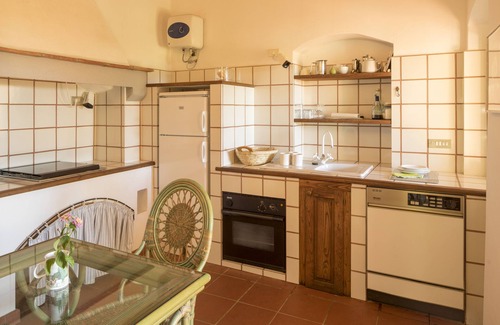 Rio nell'Elba Casa | Antigua casa de campo en el cielo campo y el mar con vistas a los dos mares
