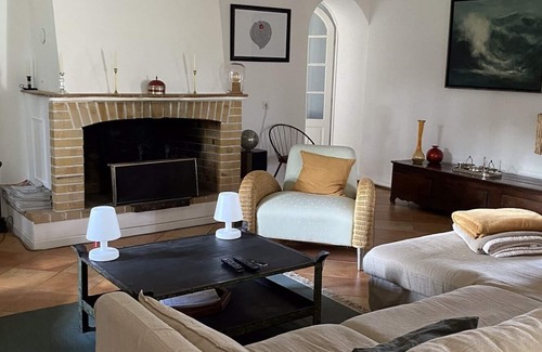Havelu Casa | Antigua masía restaurada con gusto.