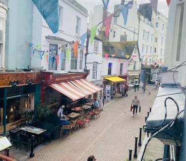 Old Town Hastings Apartamento | Old Fisherman Nest in Old Town