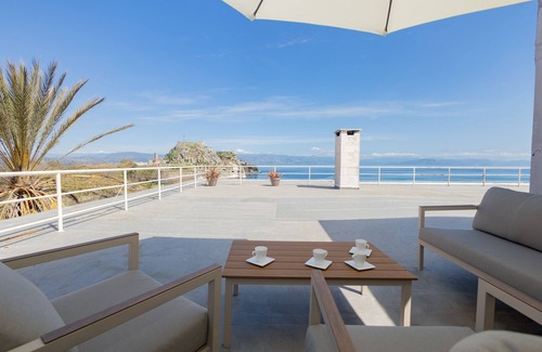 Old Town Apartamento | Old Fortress View Roof Top Apartment by Konnect