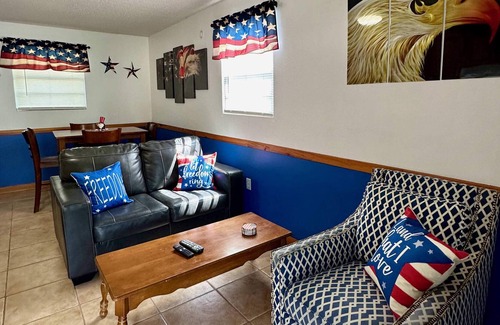 Fort McCoy Cabina | Old Glory at The Tree'Ke Resort - Cabin #1