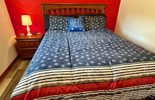 Fort McCoy Cabina | Old Glory at The Tree'Ke Resort - Cabin #1