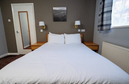 Hull Hotel | Old Grey Mare Hotel by Greene King Inns