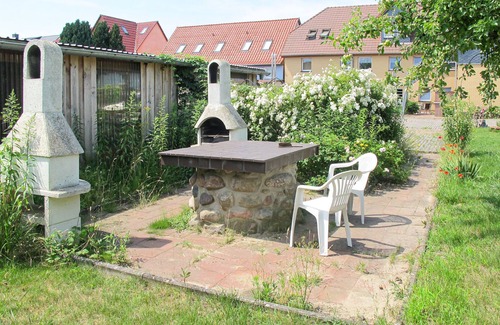 Mirow Apartamento | Old Hüsung by Interhome