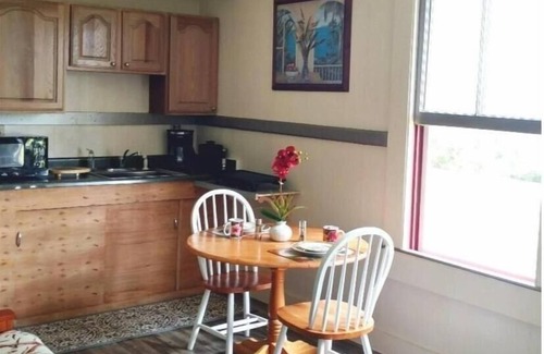 Kapaau Casa | Old Hawaii's Rustic Charm