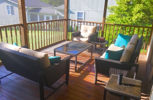 Gallatin Casa | **Old Hickory Lake** Nashville** Cabin for Two**