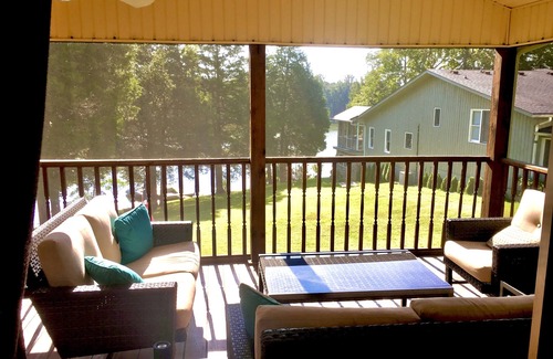 Gallatin Casa | **Old Hickory Lake** Nashville** Cabin for Two**