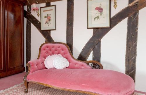 Wickhambrook Casa | Old High Hall