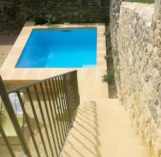 Argilliers Casa | Old house, close to Uzès