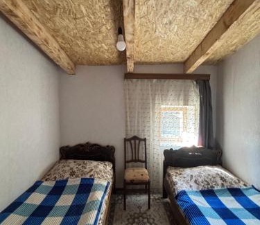 Ushguli Casa | Old House