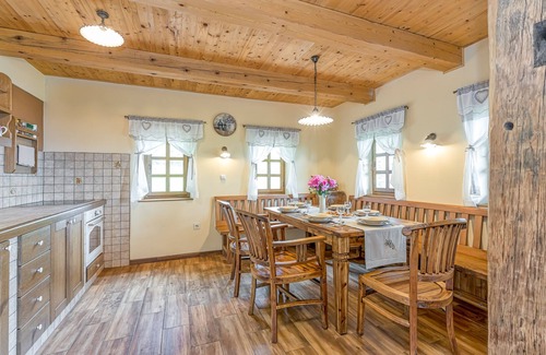 Brezice Chalet De Esquí | Old House Knezovo With Lovely View, Sromlje, Slovenia