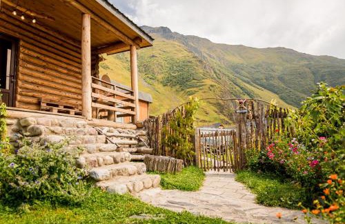 Gergeti Casa | Old Hut