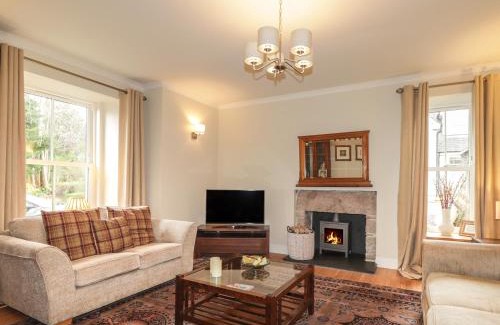 Marybank Casa | Old Manse